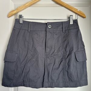 💕NWOT SHEIN Gray Cargo Skirt 4💕